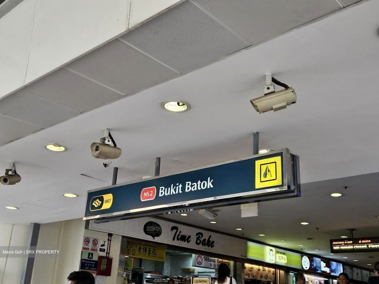 Bukit Batok Central (D23), Shop House #637810041